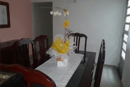 Casa à venda com 4 quartos em Jardim Marisa, São Paulo, SP