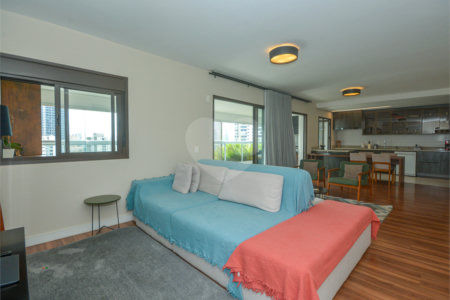 Apartamento à venda com 3 suítes em Brooklin, São Paulo, SP
