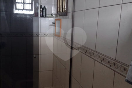 Casa à venda com 4 quartos, sendo 1 suíte,  em Jardim Cacique, Suzano, SP