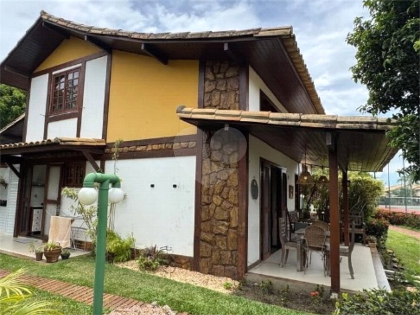 Casa em condomínio à venda com 3 quartos, sendo 2 suítes,  em Manguinhos, Armação dos Búzios, RJ