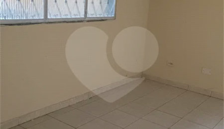 Casa à venda com 3 quartos em Campo Grande, Rio de Janeiro, RJ