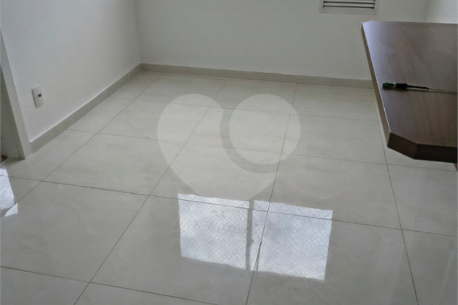 Apartamento à venda com 2 quartos em Vila Guarani, São Paulo, SP