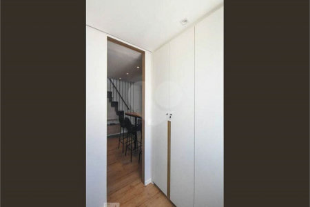 Apartamento à venda com 2 quartos, sendo 1 suíte, em Jardim Parque Morumbi, São Paulo, SP