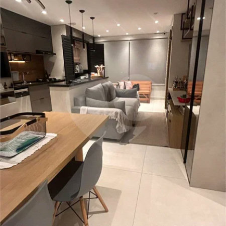 Apartamento à venda com 2 quartos, sendo 1 suíte, em Brás, São Paulo, SP
