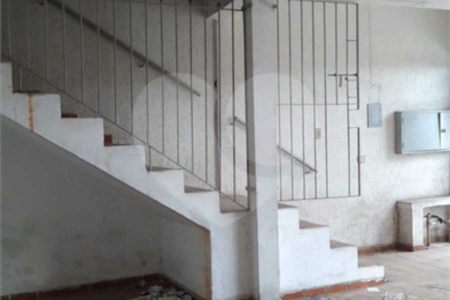Sobrado à venda com 3 suítes em Luiz Fagundes, Mairiporã, SP