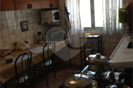 Sobrado à venda com 4 quartos, sendo 1 suíte, em Jardim Celeste, São Paulo, SP