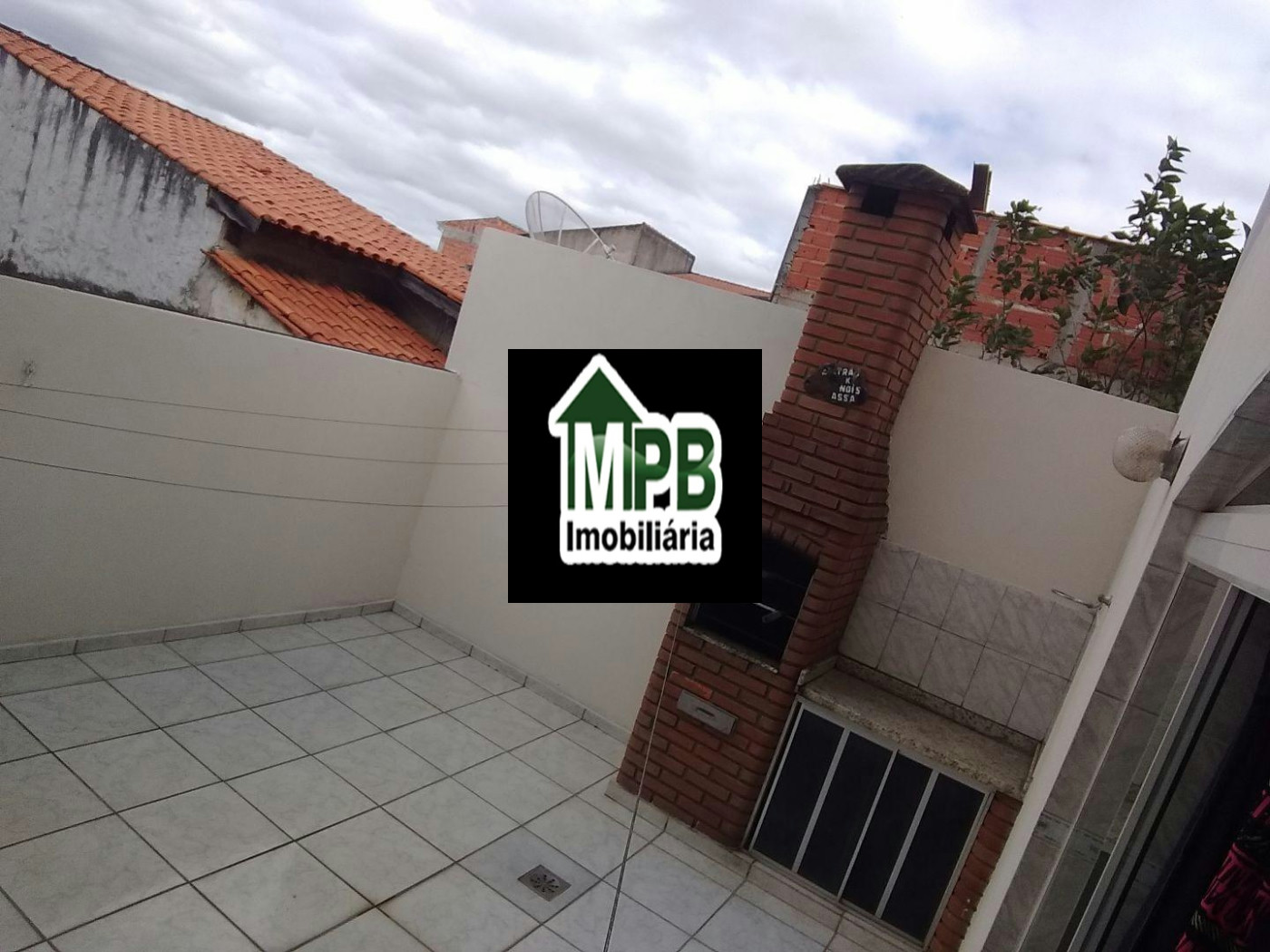 Sobrado à venda com 3 quartos, sendo 1 suíte, em Jardim Guaiba, Sorocaba, SP
