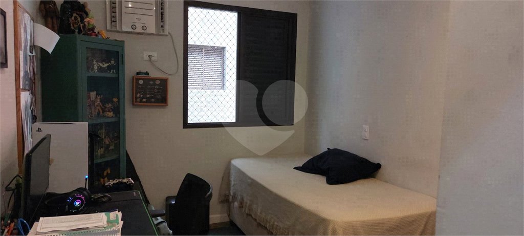 Apartamento à venda com 3 quartos, sendo 1 suíte, em Pitangueiras, Guarujá, SP