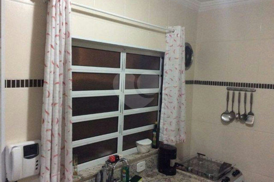 Casa à venda com 2 quartos, sendo 1 suíte, no condomínio Residencial Vila da Serra, São Paulo - SP