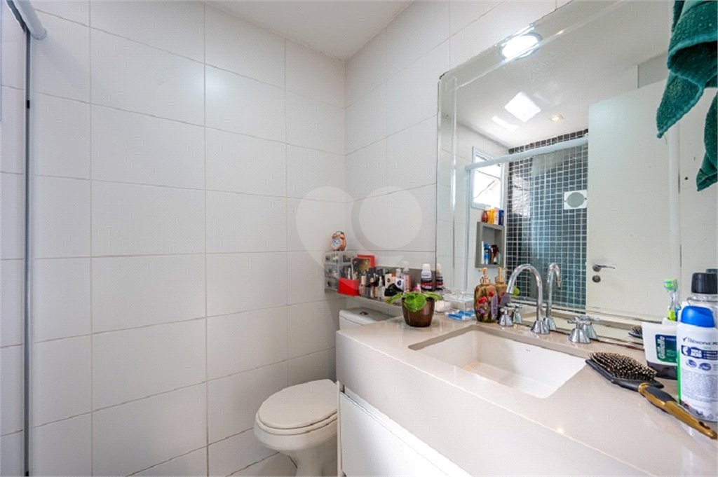 Apartamento à venda com 3 suítes em Jardim Caboré, São Paulo, SP