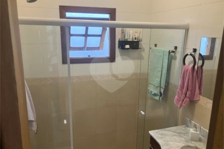 Casa Térrea à venda com 3 quartos em Vila Nivi, São Paulo, SP