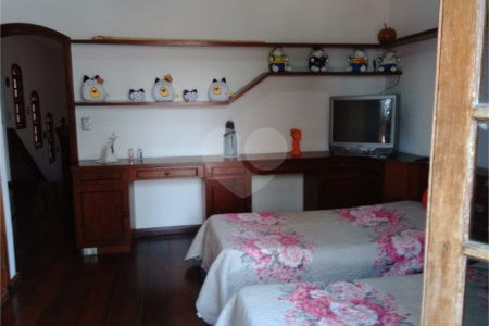 Sobrado à venda com 5 quartos, sendo 2 suítes, em Vila Rosália, Guarulhos, SP