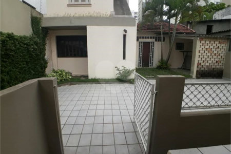 Casa Térrea para alugar com 1 quarto, sendo 3 suítes,  em Indianópolis, São Paulo, SP