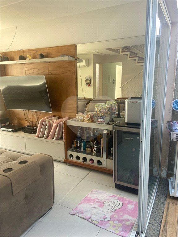 Casa à venda com 3 quartos, sendo 1 suíte,  no condomínio Vida, Mogi das Cruzes - SP