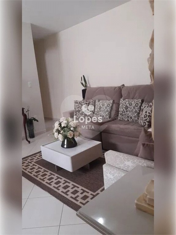 Apartamento à venda com 3 quartos, sendo 1 suíte,  em Jardim das Colinas, São José dos Campos, SP