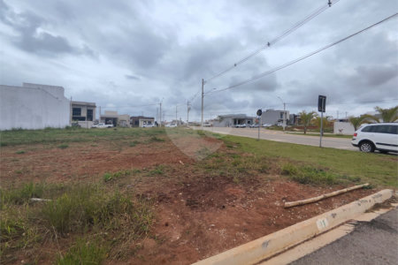 Terreno à venda no condomínio Tivolli, Itapetininga - SP