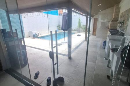 Casa à venda com 3 quartos, sendo 1 suíte, em Campo Grande, Rio de Janeiro, RJ