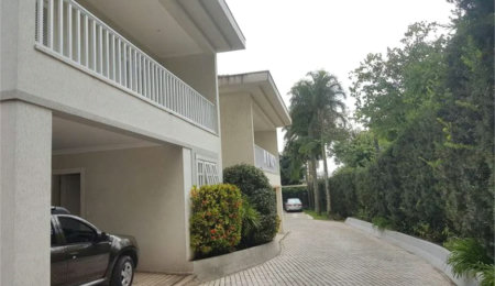 Casa à venda com 4 suítes no condomínio Vilaretto, São Paulo - SP