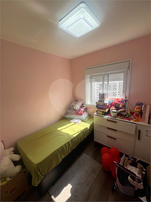 Apartamento à venda com 3 quartos, sendo 1 suíte,  em Jardim Flor da Montanha, Guarulhos, SP