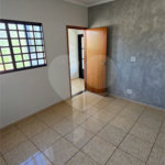 Casa à venda com 4 quartos, sendo 2 suítes, em Planalto Verde, Ribeirão Preto, SP