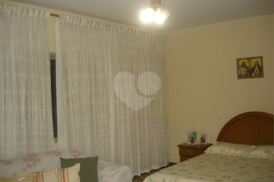 Sobrado à venda com 3 quartos em Tremembé, São Paulo, SP