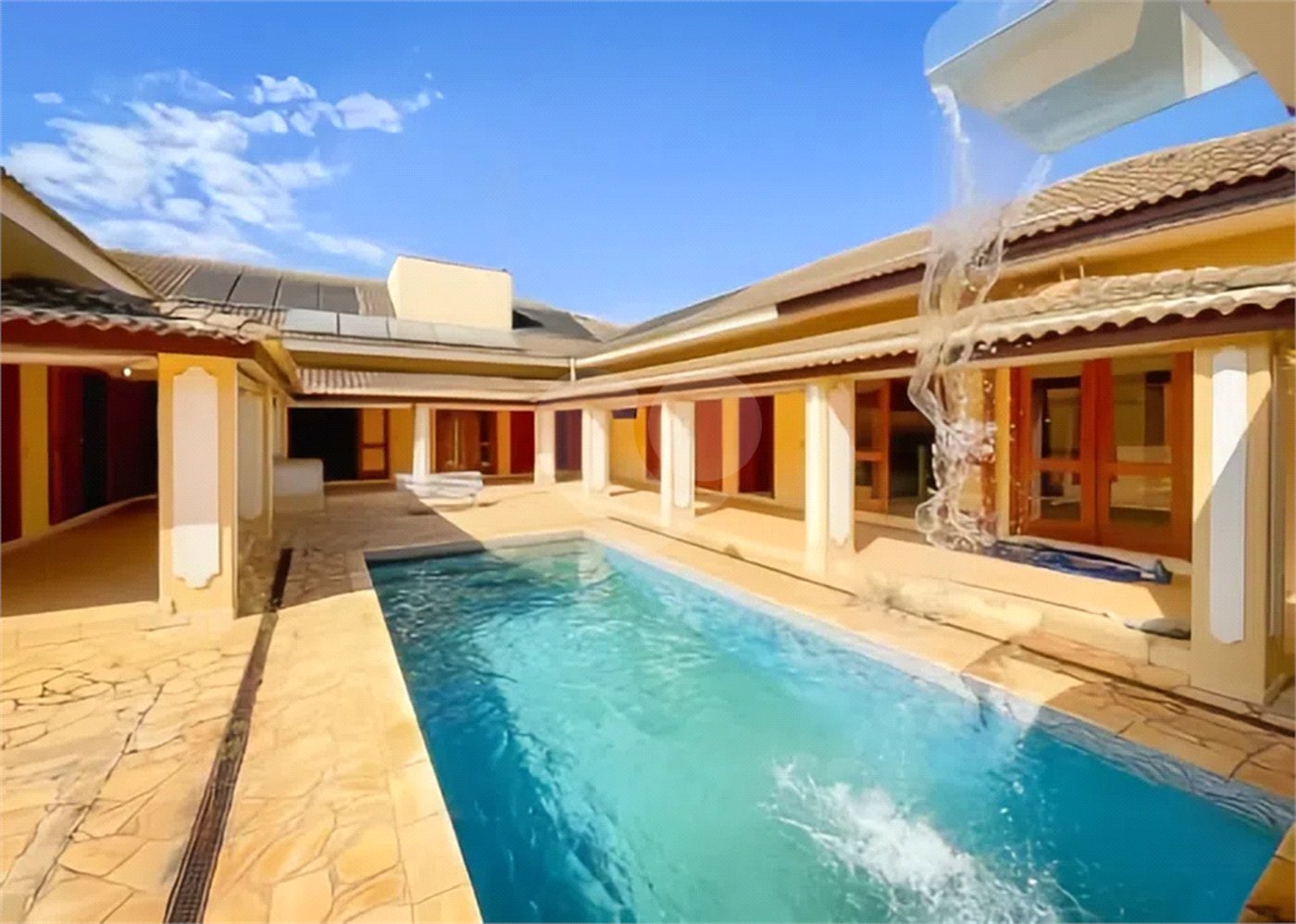 Casa à venda com 4 quartos, sendo 3 suítes, em Terras de Santo Antônio, Itapetininga, SP