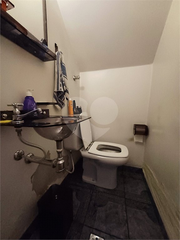Casa à venda com 4 quartos, sendo 1 suíte, em Vila Paulicéia, São Paulo, SP