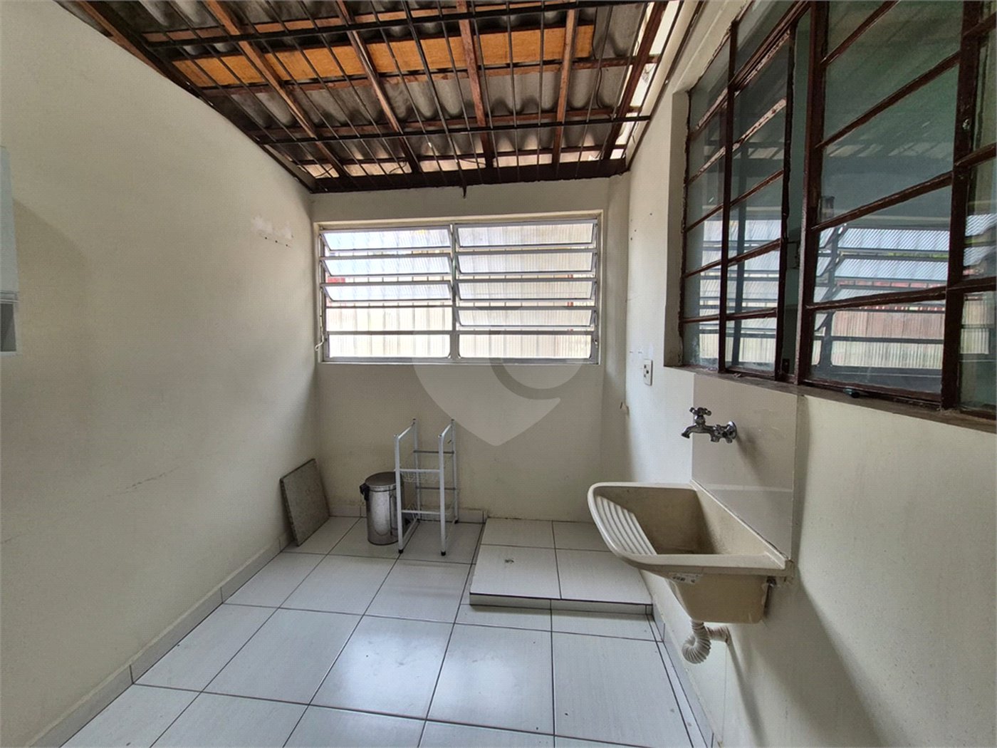 Casa à venda com 2 quartos em Jardim Pinheiros, São Paulo, SP