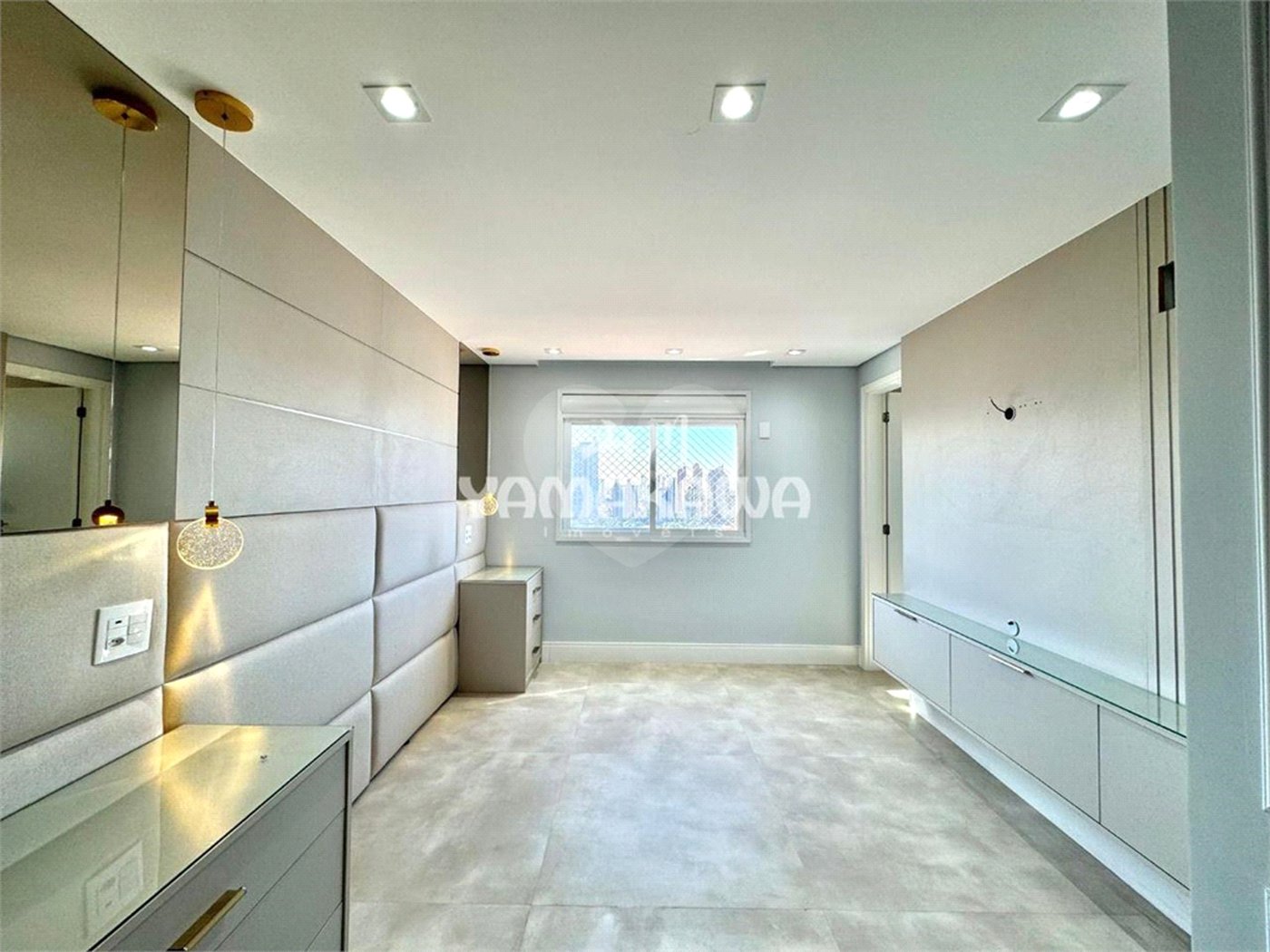 Apartamento à venda com 3 suítes em Vila Regente Feijó, São Paulo, SP