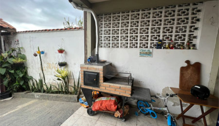 Casa à venda com 4 quartos, sendo 1 suíte,  em Jardim Ponte Grande, Mogi das Cruzes, SP