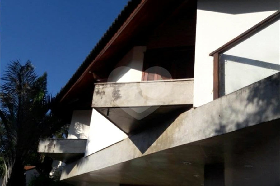 Sobrado à venda com 3 suítes em Tremembé, São Paulo, SP