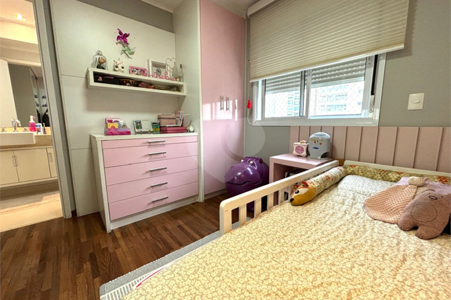 Apartamento à venda com 4 quartos, sendo 3 suítes, em Santana, São Paulo, SP