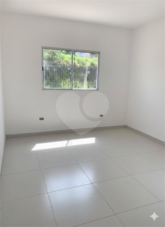 Sobrado à venda com 2 quartos em Jardim São Miguel, Cotia, SP
