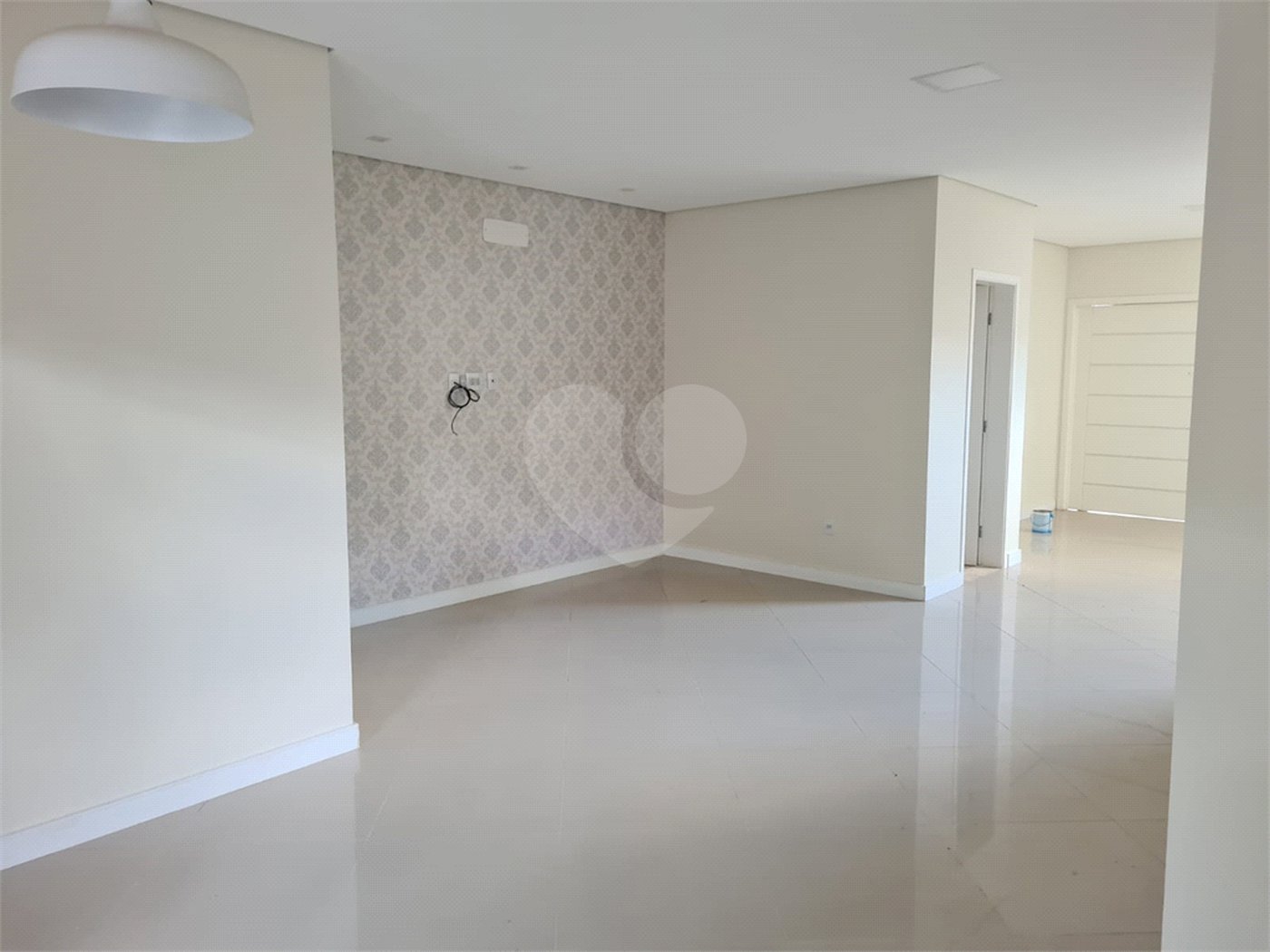 Casa à venda com 3 suítes no condomínio Reserva da Mata, Vinhedo - SP