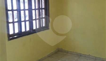 Sobrado à venda com 4 quartos em Barra Funda, São Paulo, SP