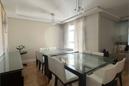 Apartamento à venda com 4 quartos, sendo 2 suítes,  em Vila Oliveira, Mogi das Cruzes, SP