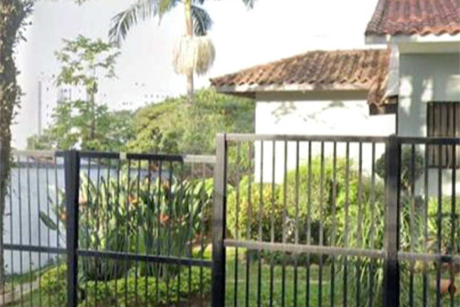 Casa Térrea à venda ou para alugar com 4 suítes em Jardim Floresta, São Paulo, SP
