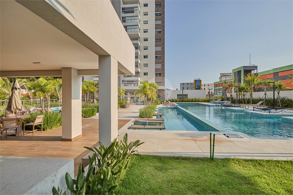 Apartamento à venda com 3 suítes em Jardim Marajoara, São Paulo, SP