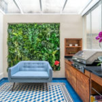 Casa à venda com 4 quartos, sendo 2 suítes, no condomínio Melbourne Residence, São Paulo - SP