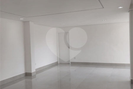 Casa à venda com 4 suítes no condomínio Estância Marambaia, Vinhedo - SP