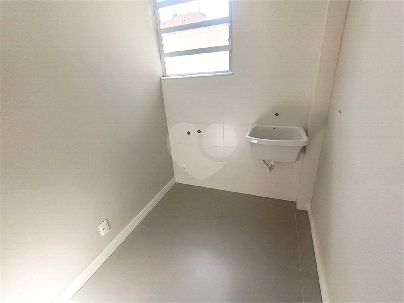 Apartamento à venda com 2 quartos, sendo 1 suíte,  em Maracanã, Rio de Janeiro, RJ