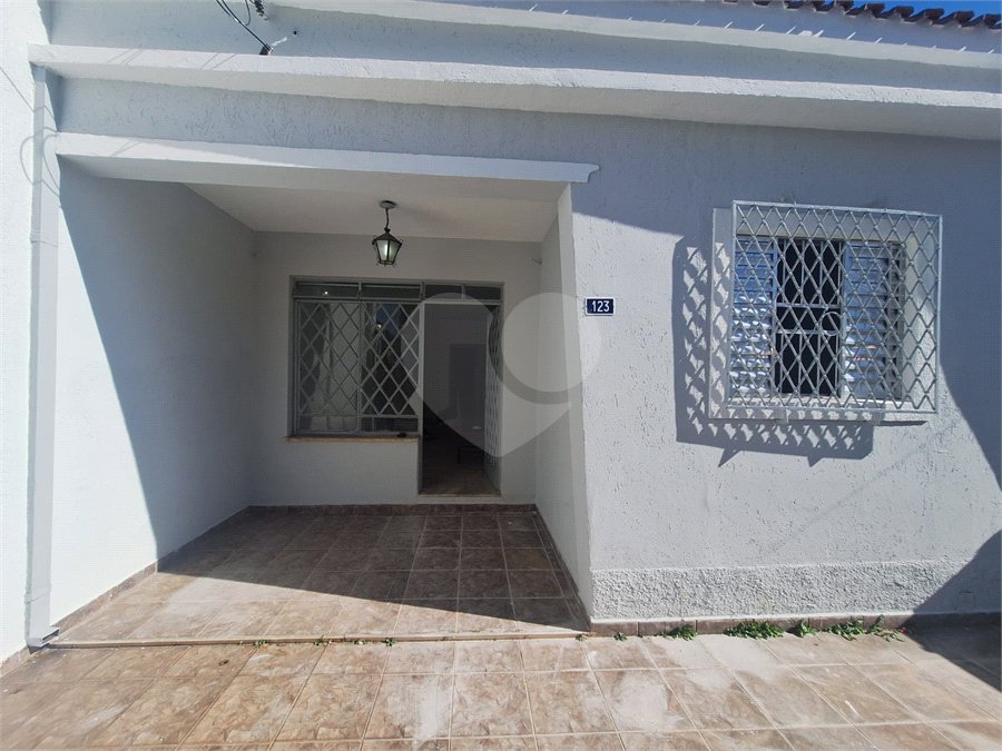 Casa à venda com 3 quartos em Vila Medeiros, São Paulo, SP