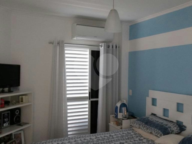 Casa à venda com 3 quartos, sendo 1 suíte,  no condomínio Residencial Água Fria, São Paulo - SP