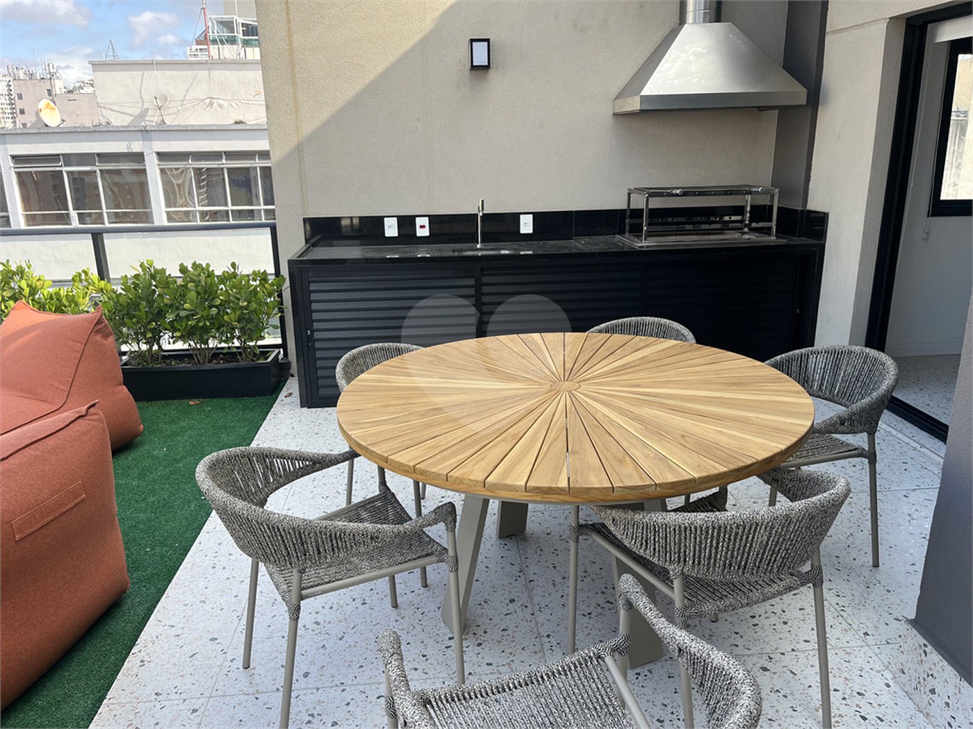 Studio à venda ou para alugar com 1 suíte em Vila Buarque, São Paulo, SP