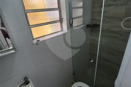 Casa à venda com 5 quartos, sendo 1 suíte, em Jardim Novo Taboão, São Paulo, SP