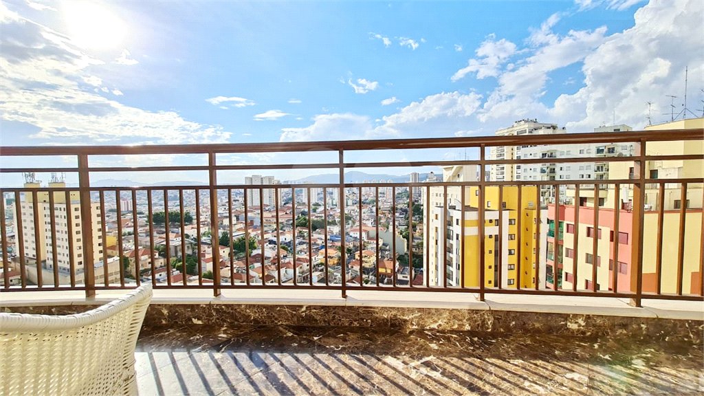 Apartamento à venda com 3 suítes em Santa Terezinha, São Paulo, SP