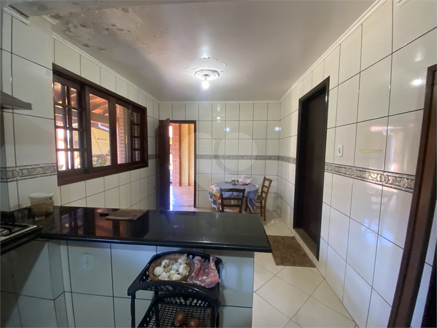 Casa à venda com 3 quartos, sendo 1 suíte, em Parque Residencial Monte Carlo, Ponta Porã, MS