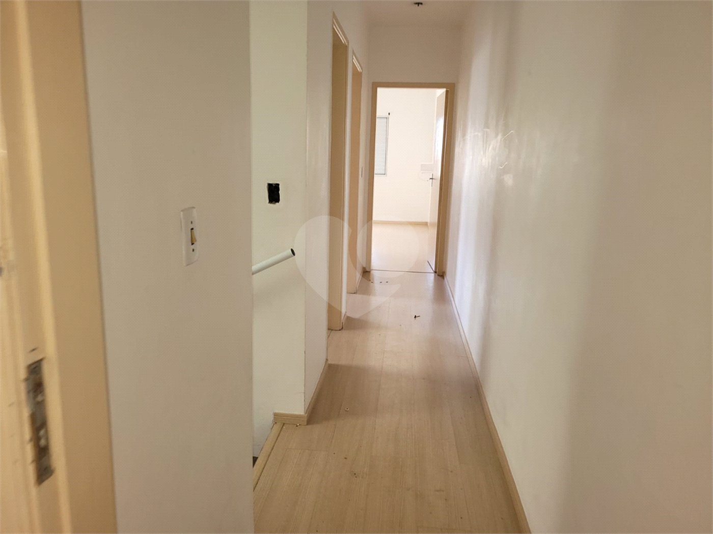 Casa à venda com 3 quartos, sendo 1 suíte, em Parque Maria Domitila, São Paulo, SP