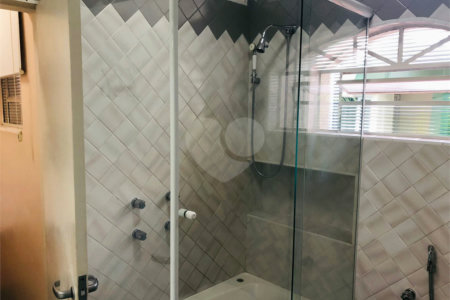 Casa Térrea à venda com 3 quartos, sendo 1 suíte,  em Vila Industrial, Mogi das Cruzes, SP