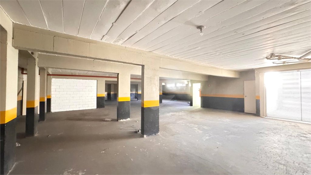 Prédio para alugar no Centro, Poá, SP